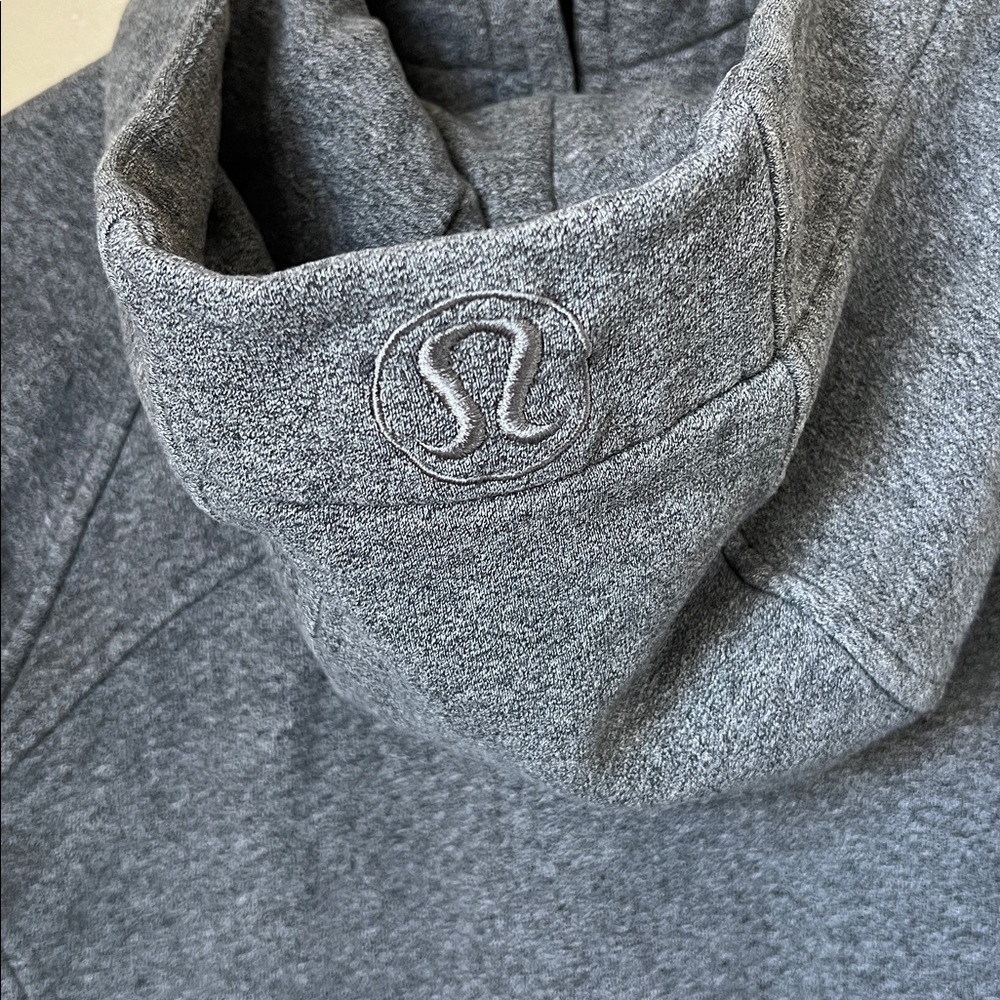 Lululemon full zip scuba hoodie heathered grey - Picture 11 of 12